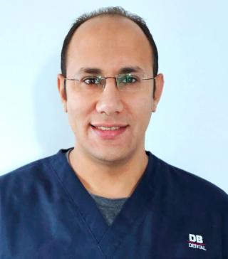 Book an Implants consultation today with Dr Abdelmalek