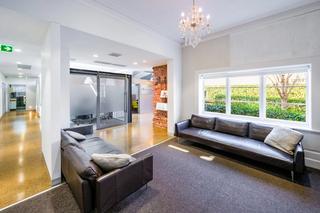 Learn more about Geelong Smile Studio