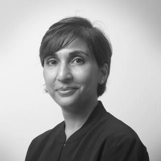 Image of Dr. Sharmila Gangaram, dentist.