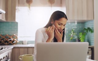 Female experiencing tooth ache