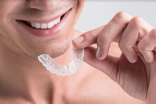 Custom mouthguard fitting comfortably