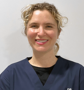 Dr Fleur Shanson - Dentist