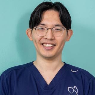 Dr Sean Xiong - Dentist