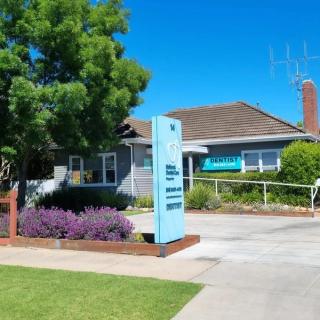 Image of the entrance of National Dental Care Shepparton.