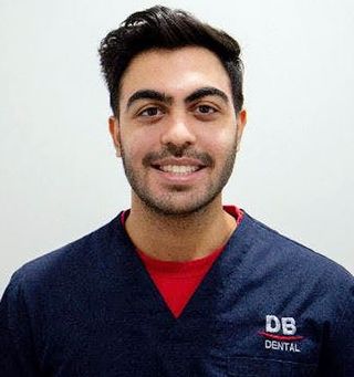 Dr Hemesh Shelat - Dentist