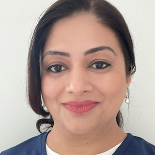 Dr Abida Kausar - Dentist