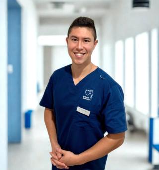 Dr Daniel Busch - Dentist