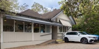 Kissing Point Road Dental clinic entrance and parking