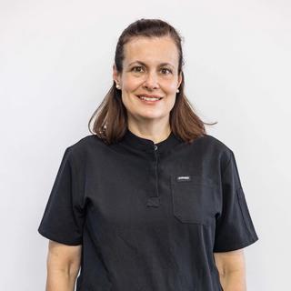 Dr Silvia Cavalcante Dentist