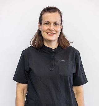 Dr Silvia Cavalcante Dentist