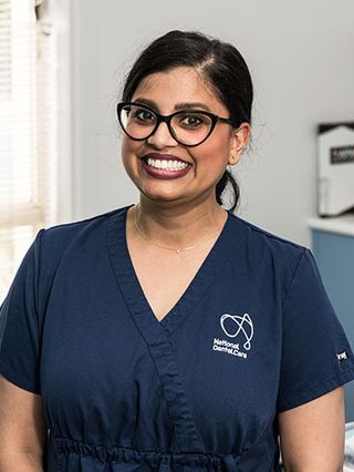 Dr Rangoli Agrawal - Dentist