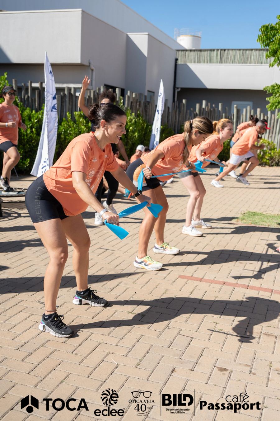 Participantes durante o Circuito Funcional de Marília, evento esportivo com treino coletivo e ativações de patrocinadores.