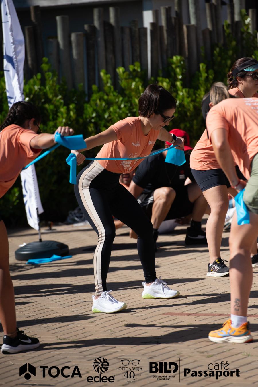 Participantes durante o Circuito Funcional de Marília, evento esportivo com treino coletivo e ativações de patrocinadores.