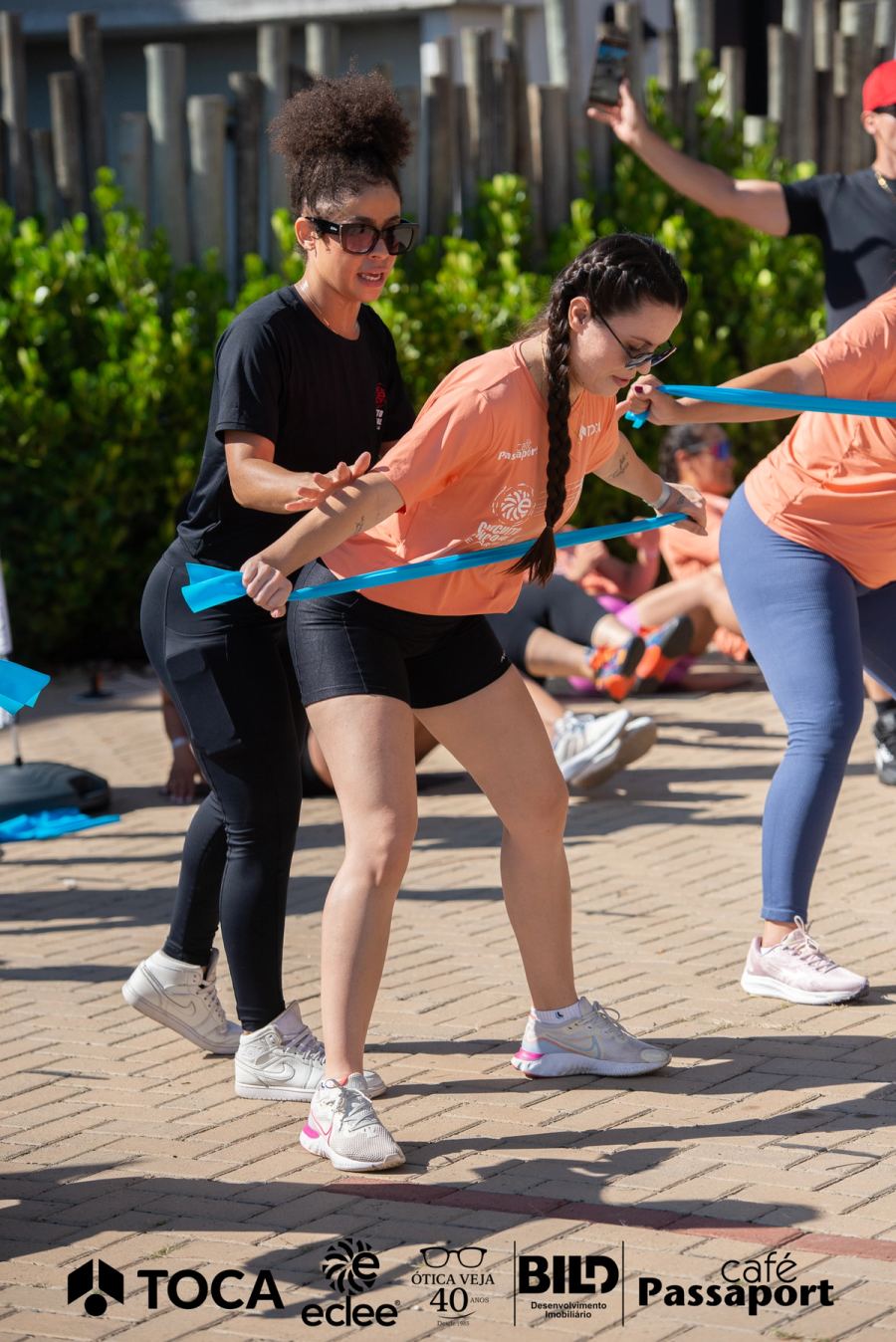 Participantes durante o Circuito Funcional de Marília, evento esportivo com treino coletivo e ativações de patrocinadores.