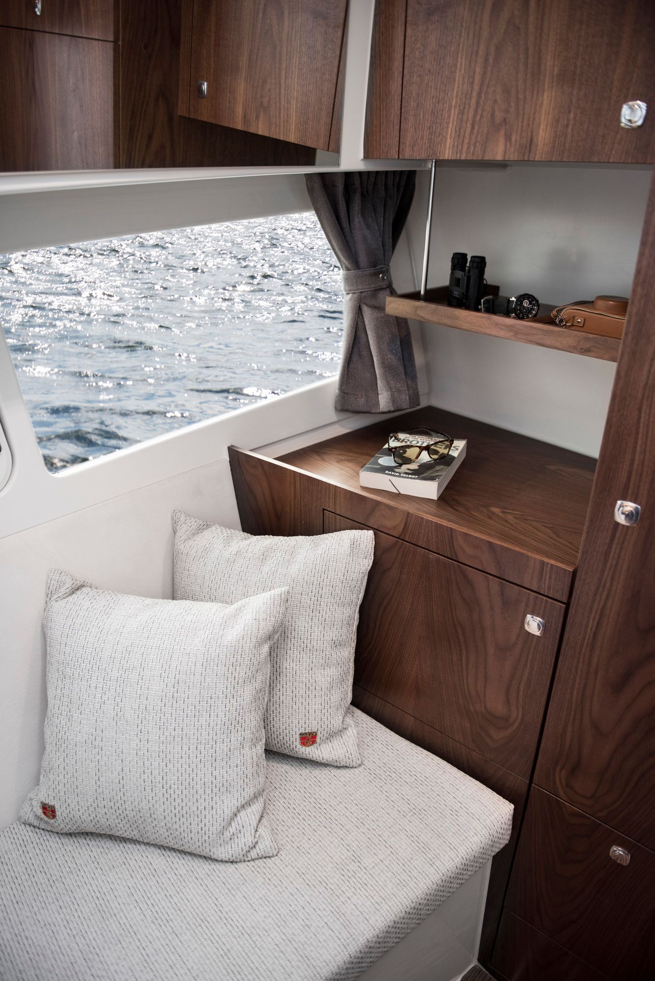 Marex 375 - Image 23