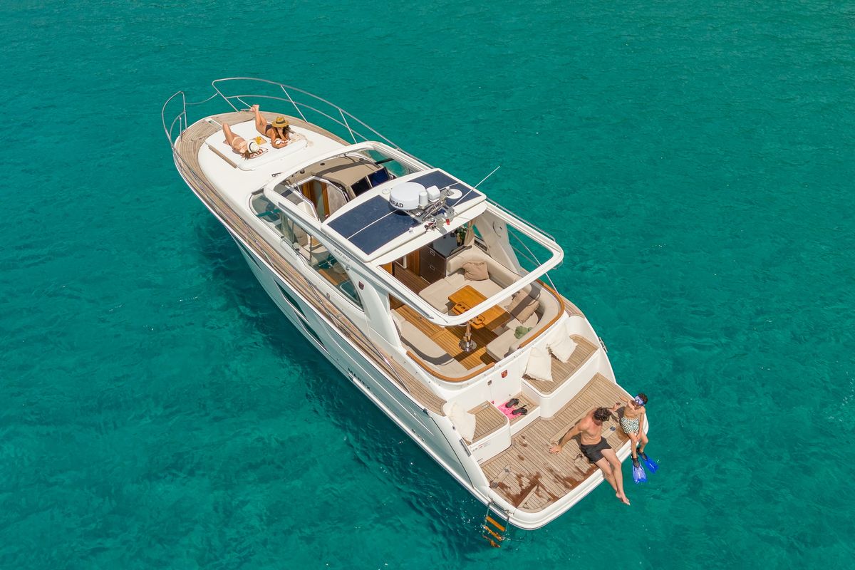 Marex 360 Cabriolet Cruiser - Image 3