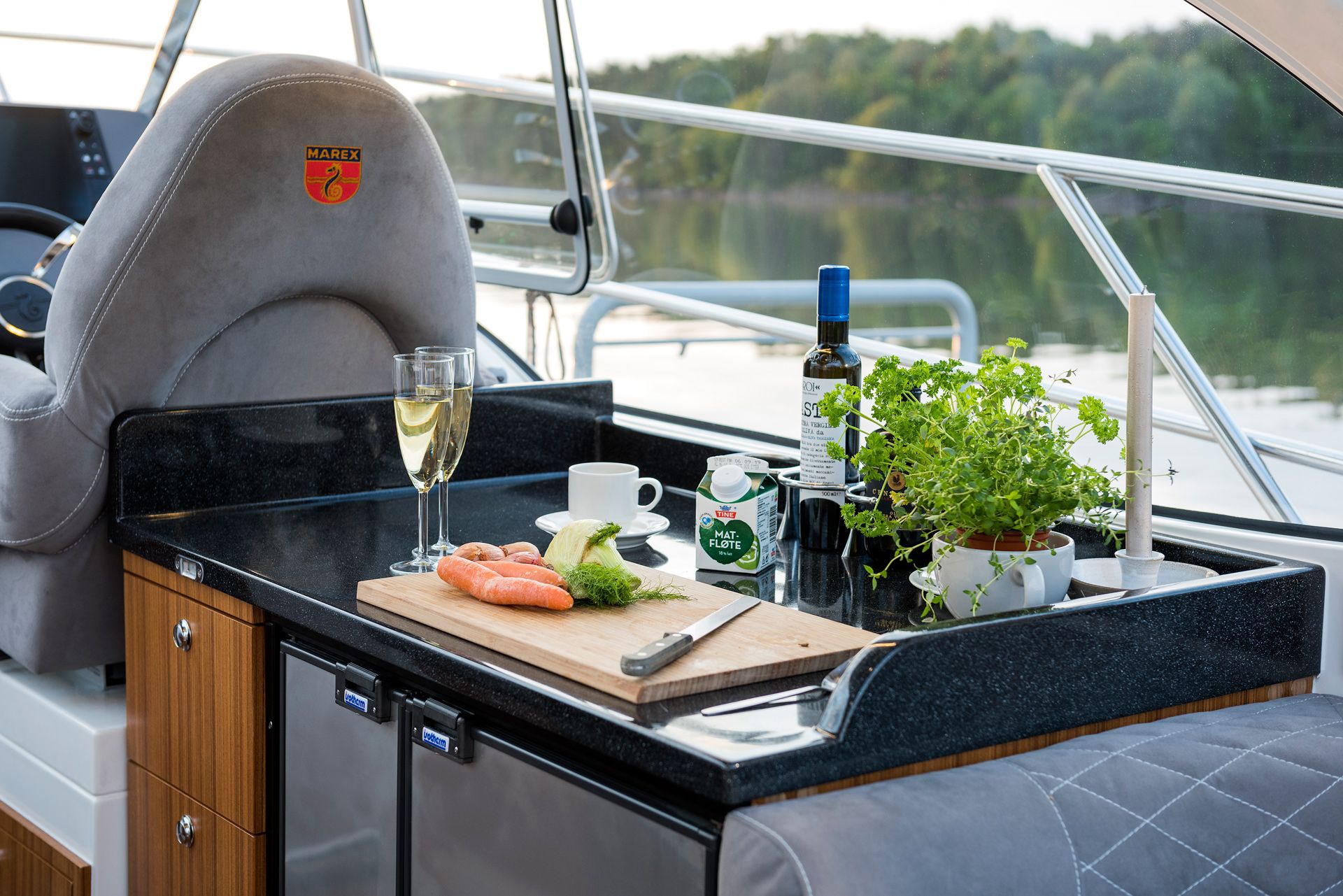 Marex 360 Cabriolet Cruiser - Image 18