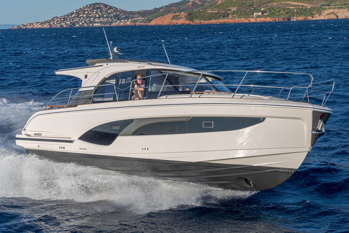 Marex 390 - Image 1