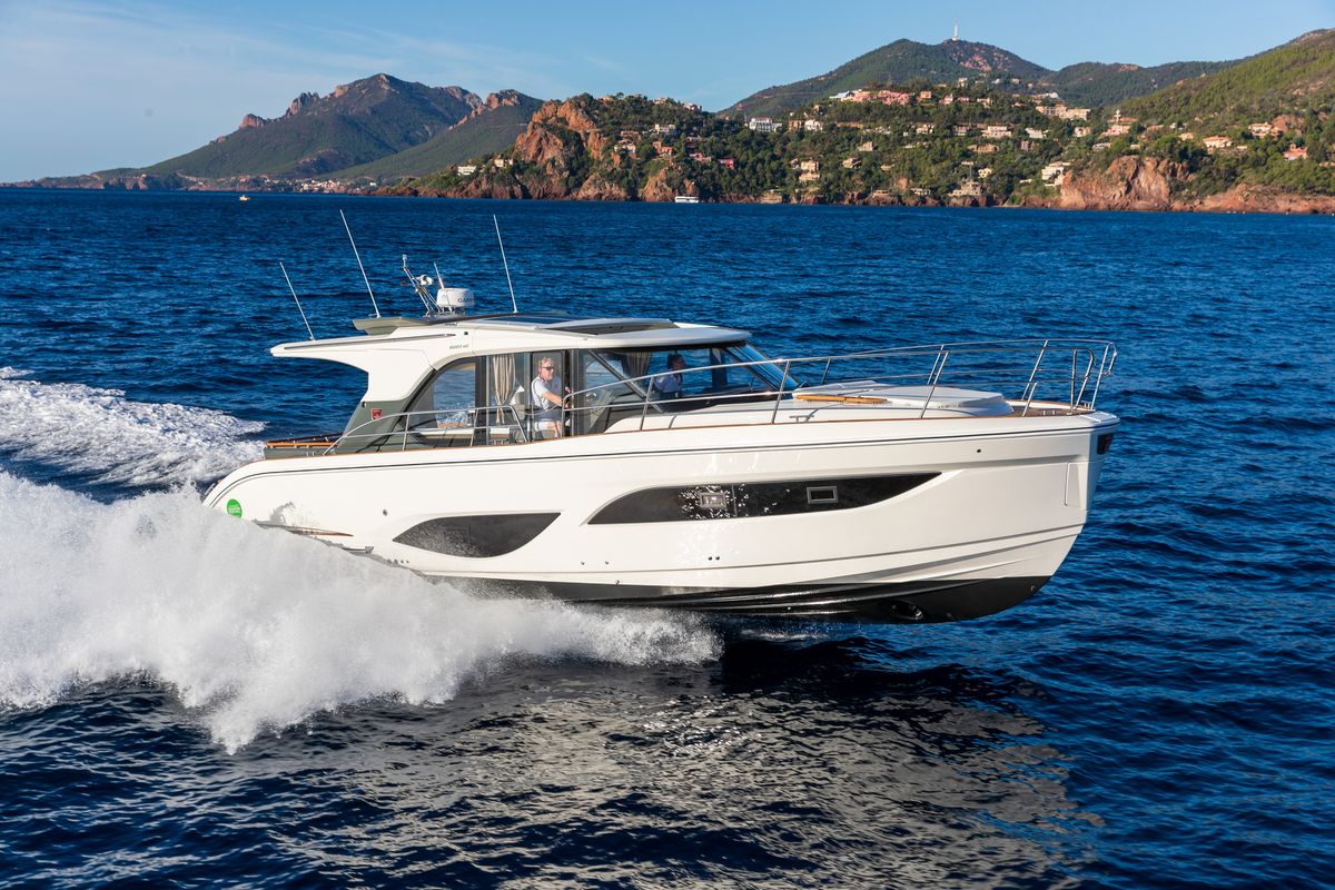 Marex 440 Gourmet Cruiser - Image 2