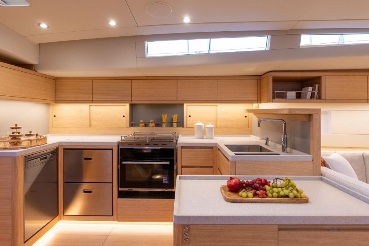 Grand Soleil 65 - Image 17