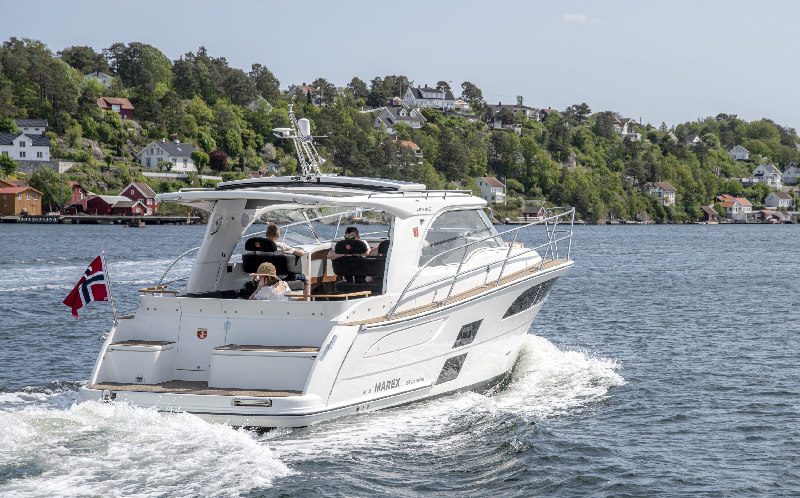 Marex 310 Sun Cruiser - Image 2
