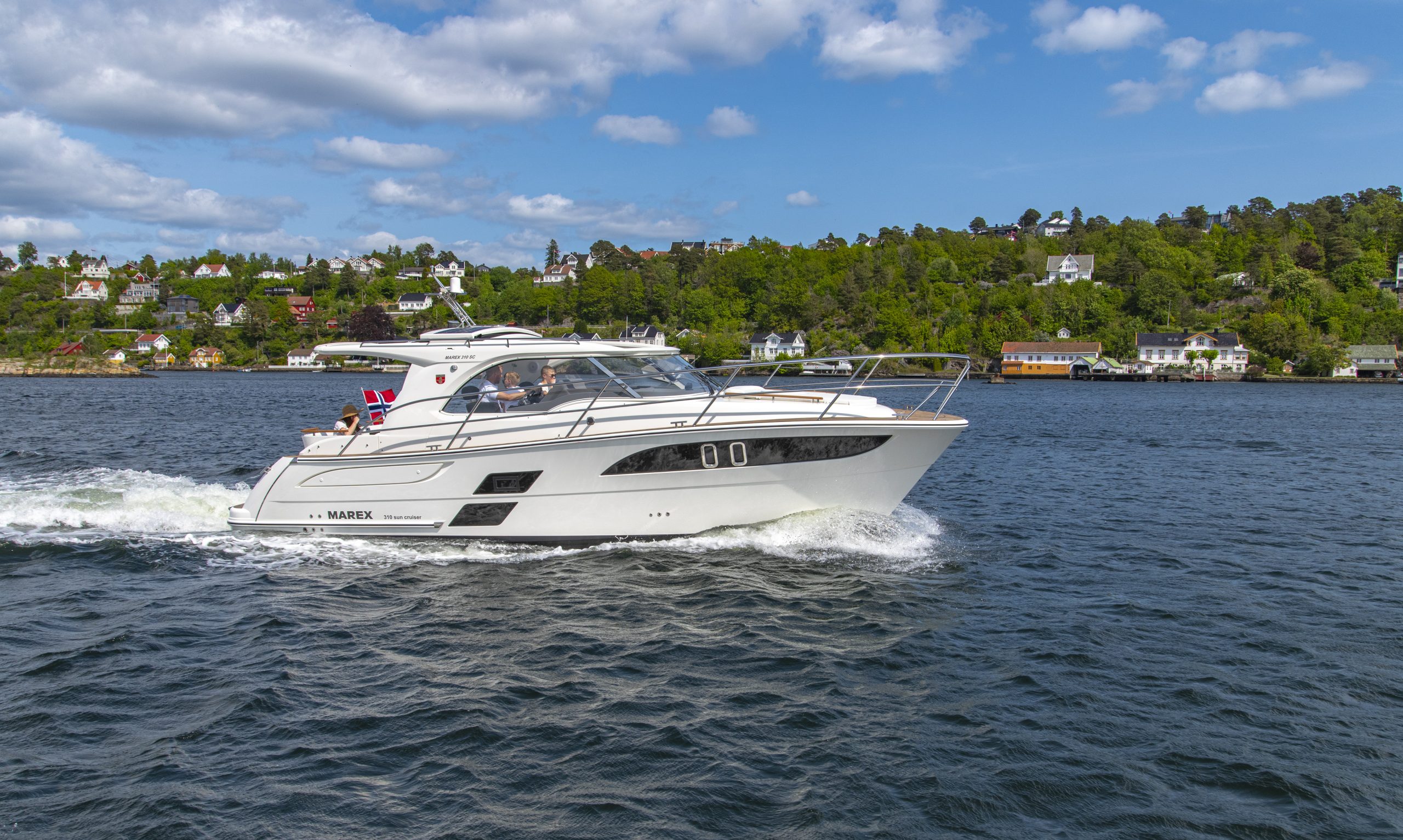 Marex 310 Sun Cruiser - Image 4