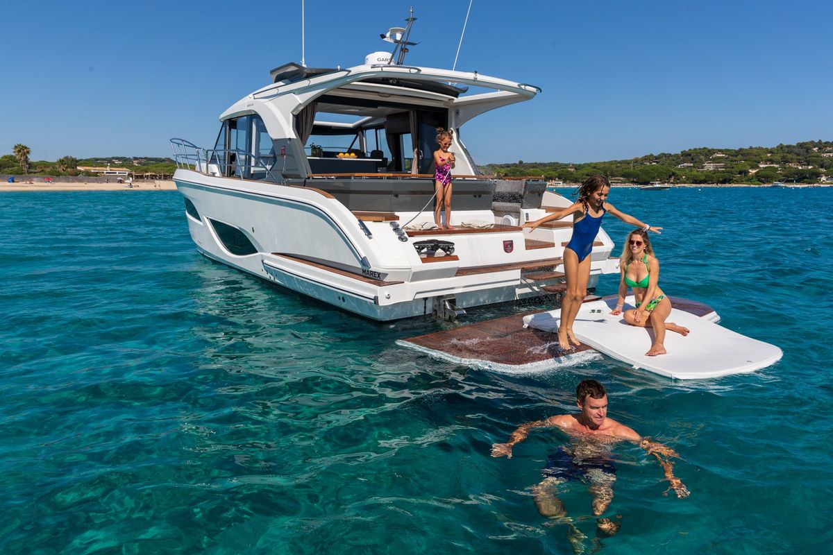 Marex 440 Gourmet Cruiser - Image 24