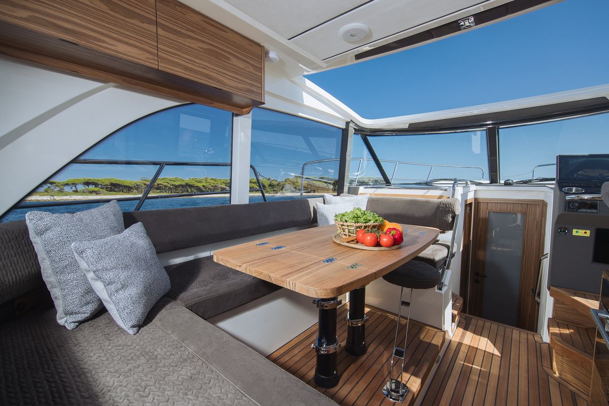 Marex 390 - Image 20