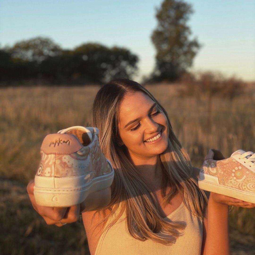 Bared_Footwear_Lakkari_Pitt