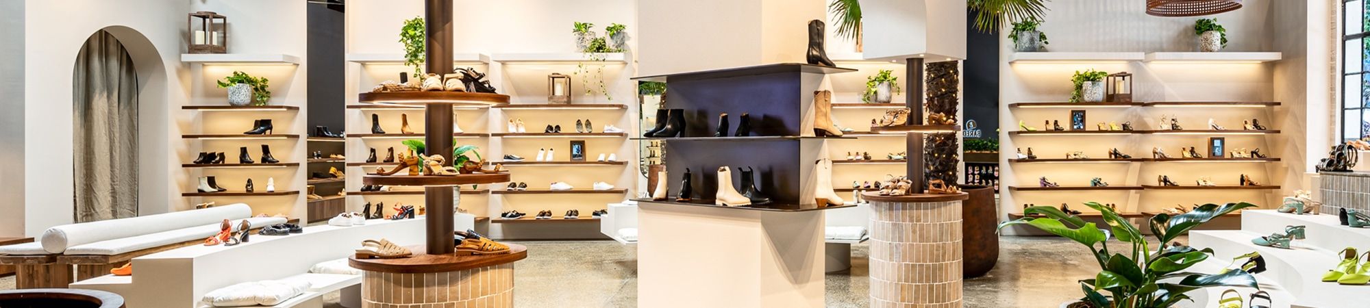 Bared Footwear Stores