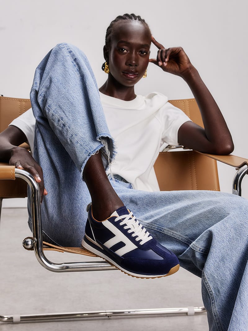 Sneakers