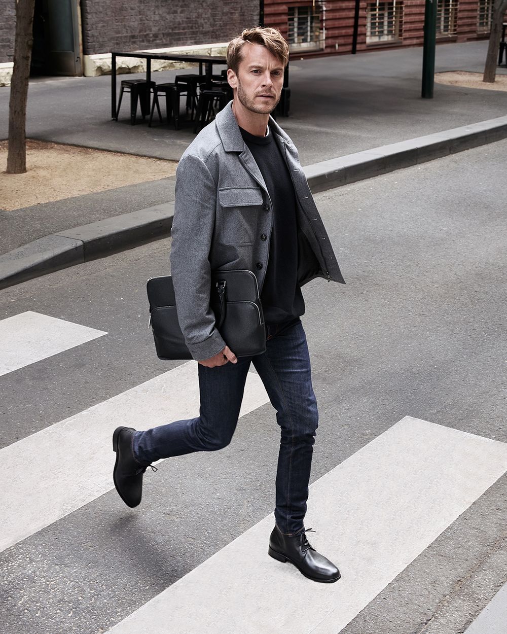 Smart Shoes, Zero Fuss