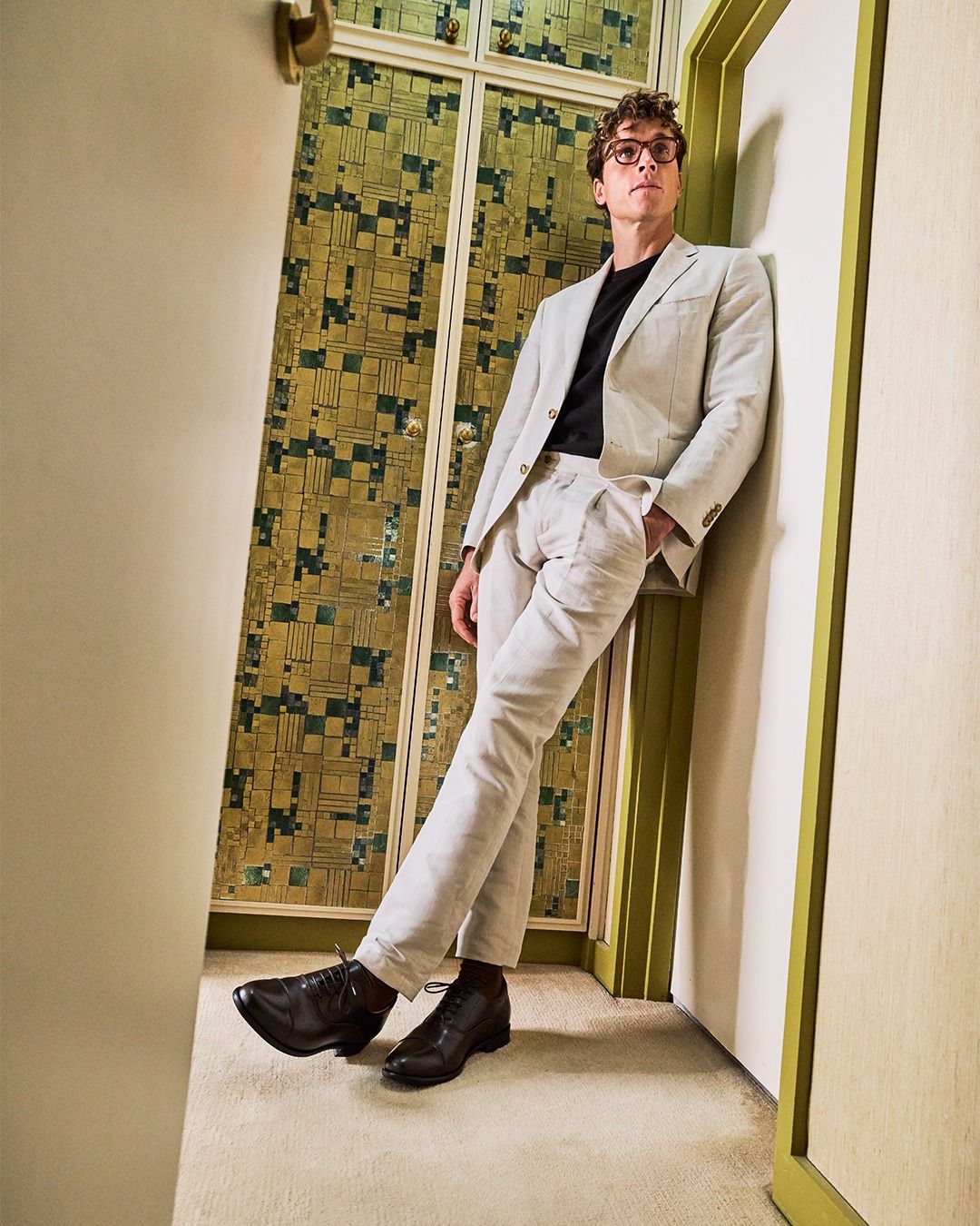 Spotted: our Francium dress shoe in Chocolate. Looks good, feels even better. #baredfootwear