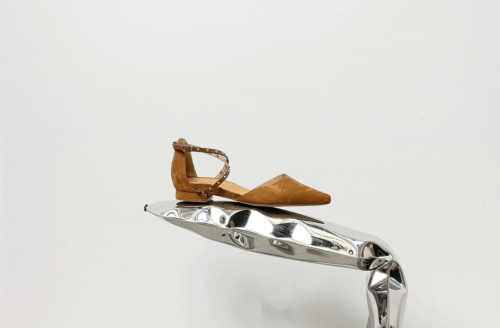 Grackle Cinnamon Tan Suede