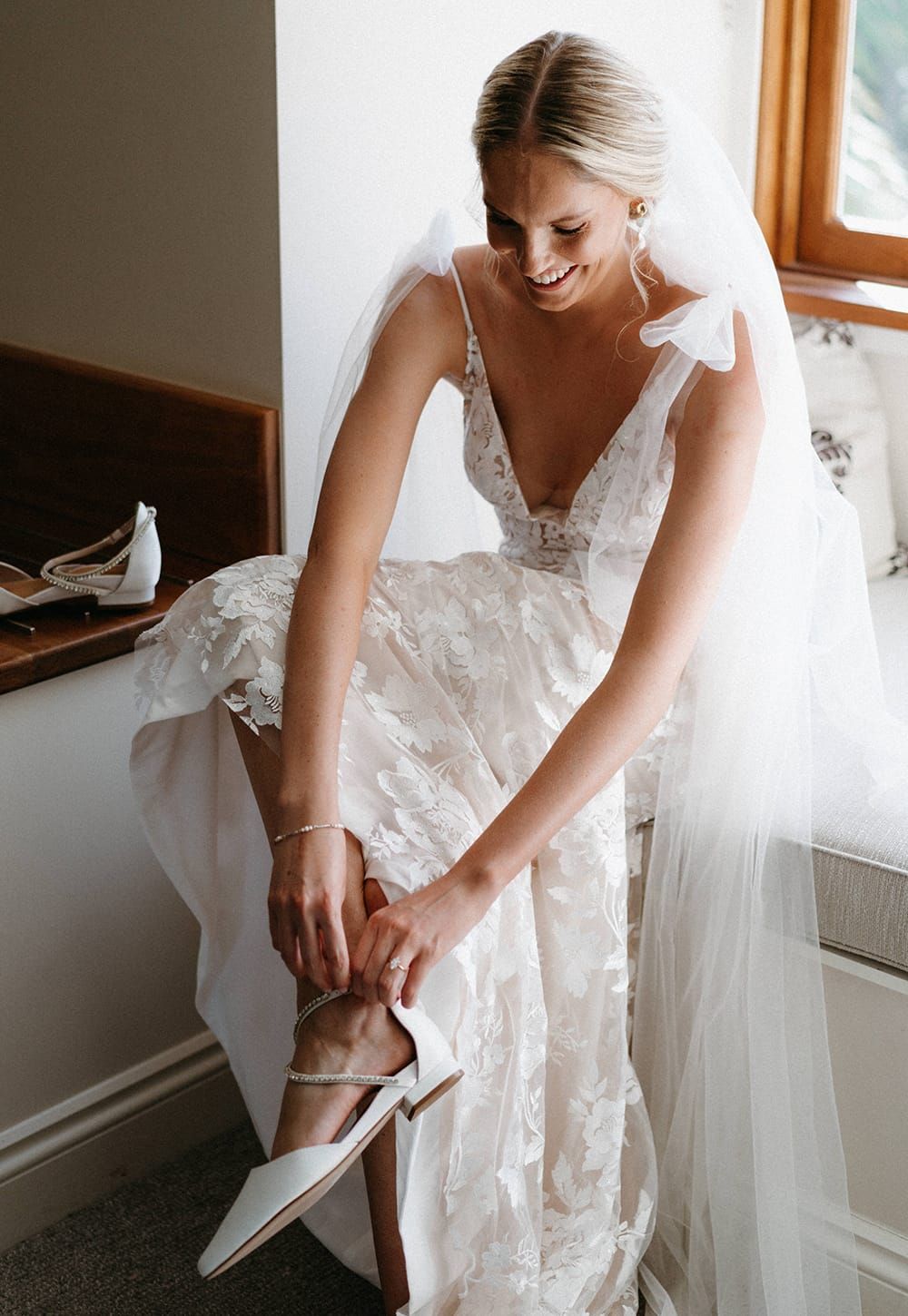 shoes to wear with a lace wedding dress Shoes: Guide Timeless Romance & Style put on the ones you usually wear 3 The Must-Read Guide to Wedding