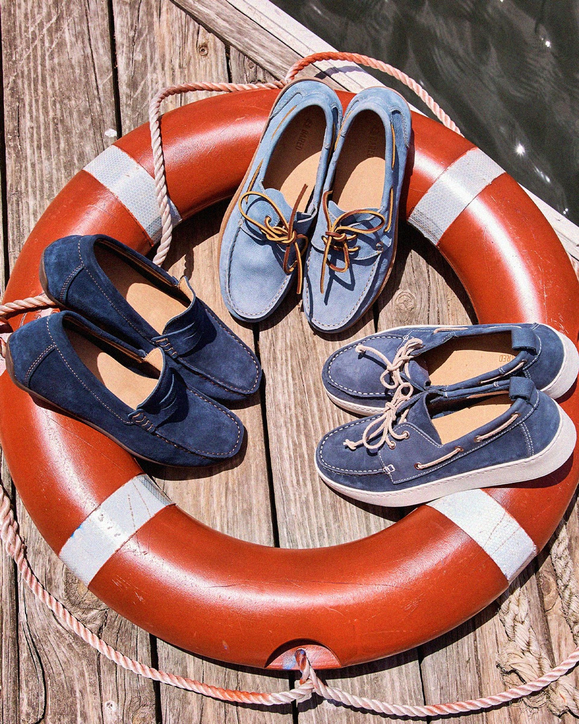 It's the Festive Season and mum wants you to 'wear something nice'. Say less.  #baredfootwear