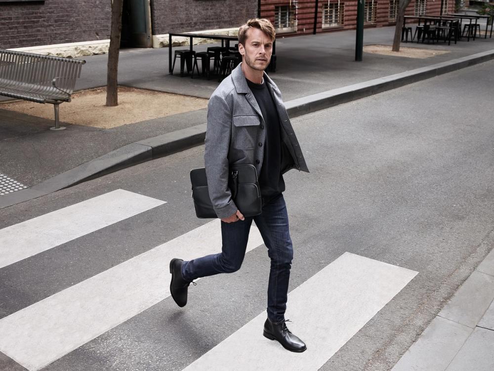 Smart Shoes, Zero Fuss