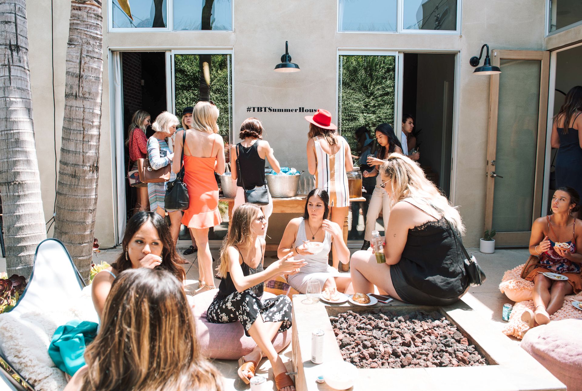 Bared_Footwear_In_LA_Two_Birds_Talking_Brunch