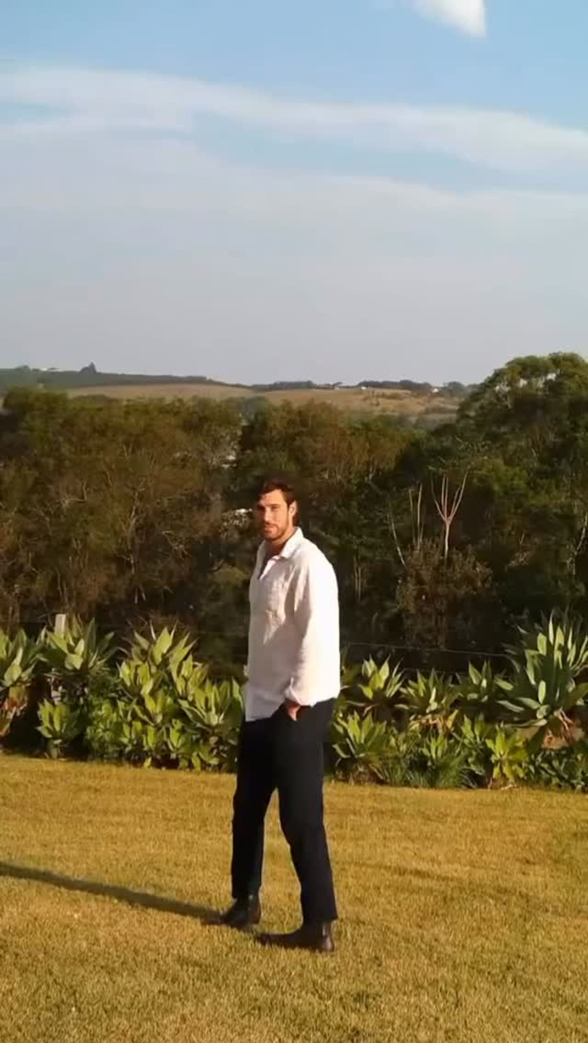 harryemery living it up in Byron in our Thallium boots.   #baredfootwear