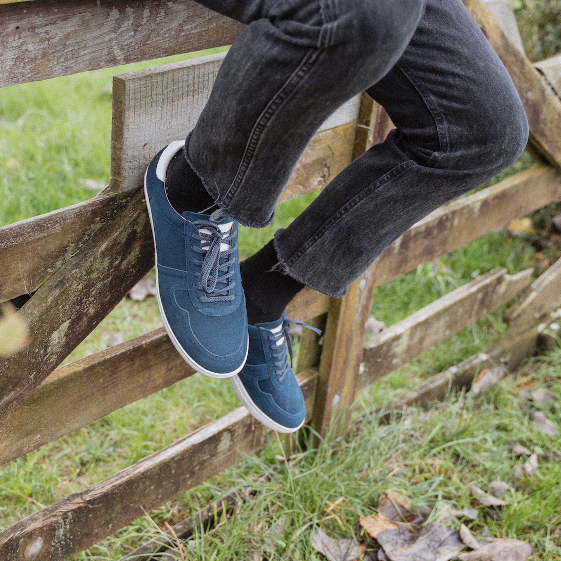 Bared_Footwear_Blue_White_Platinum_Sneaker