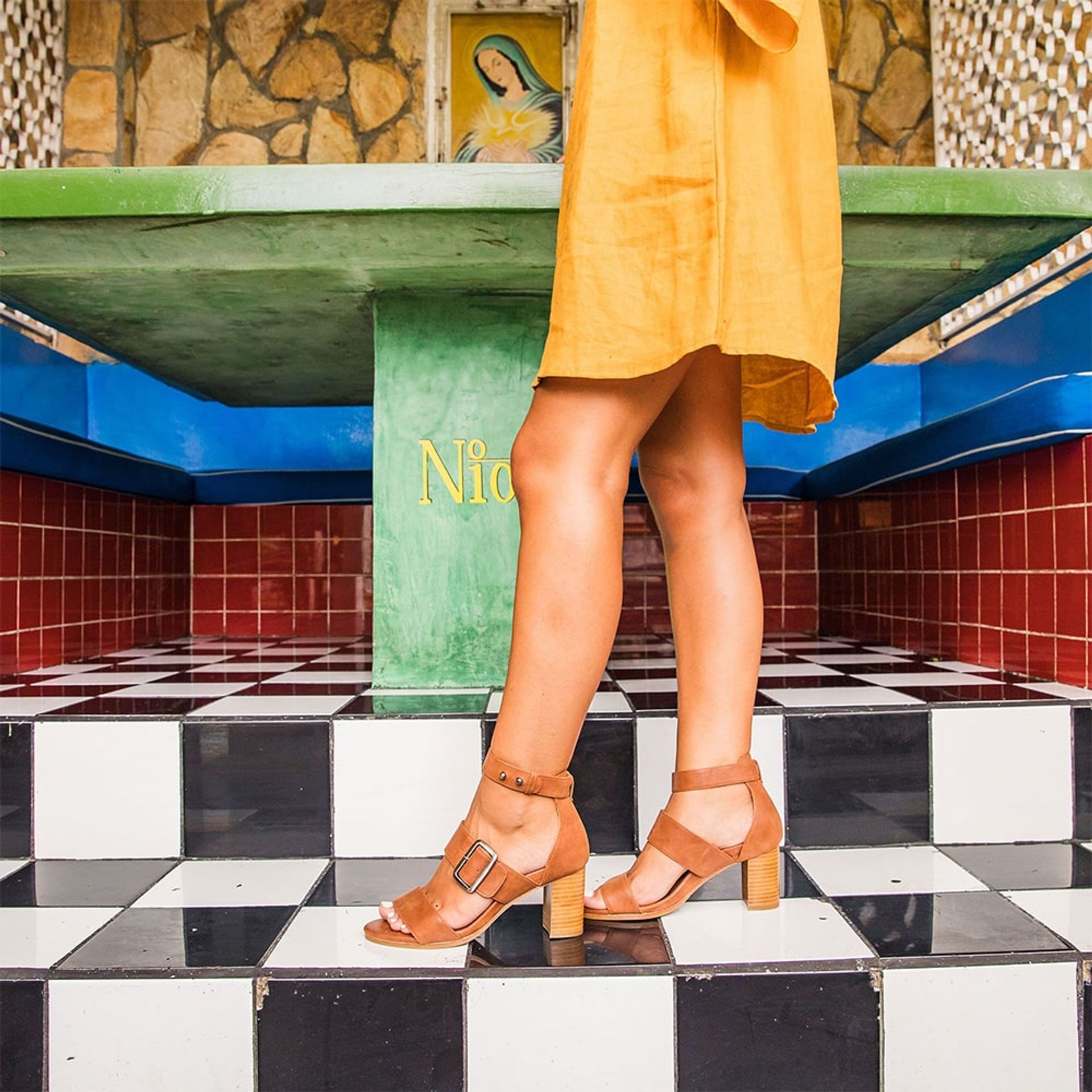 Bared_Footwear_Womens_Summer_Campaign_Bali_Motel_Mexicola_Turaco_Tan_Nubuck_Heels_Up_Close