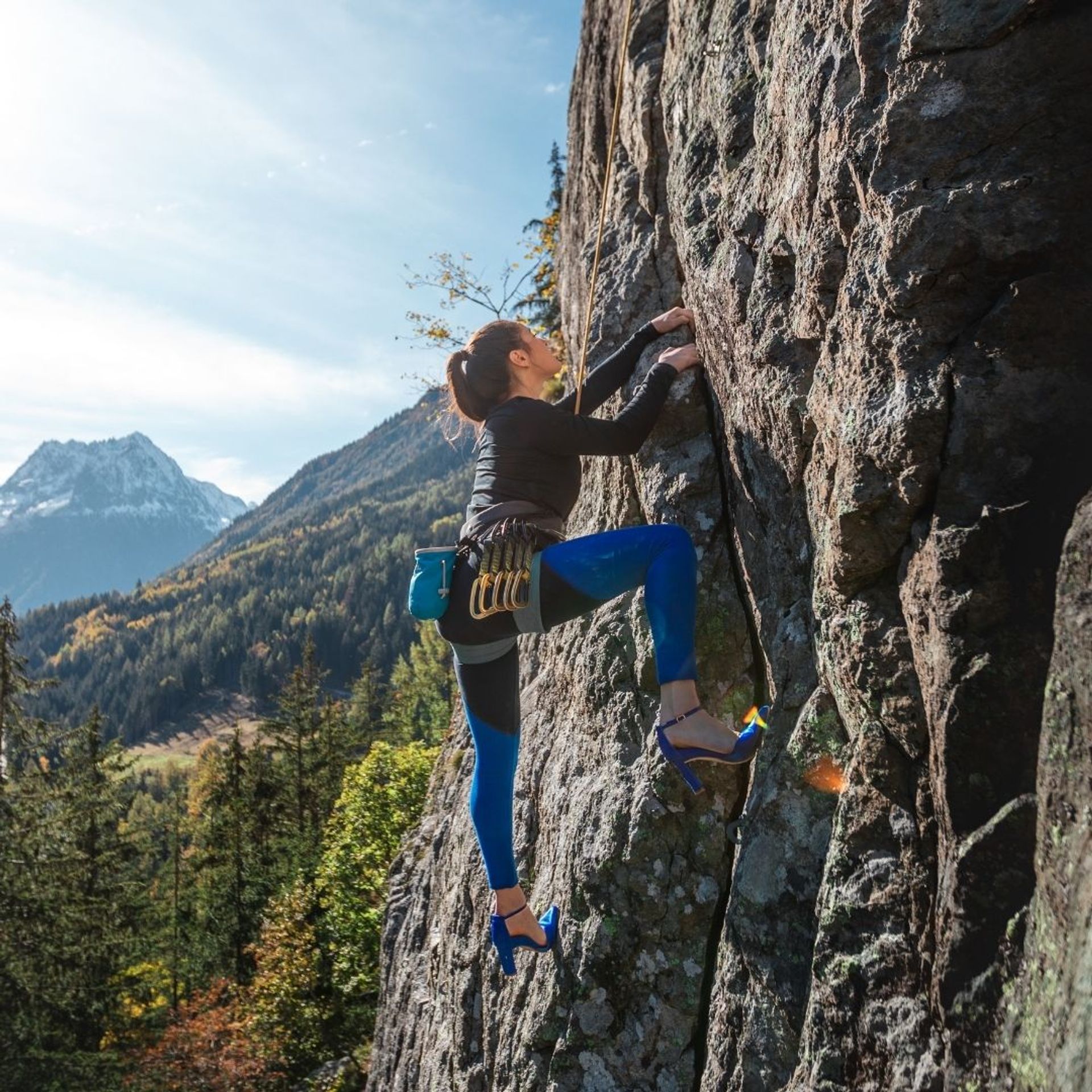 Sofia_Jin_Blue_Wattle_Bared_Footwear