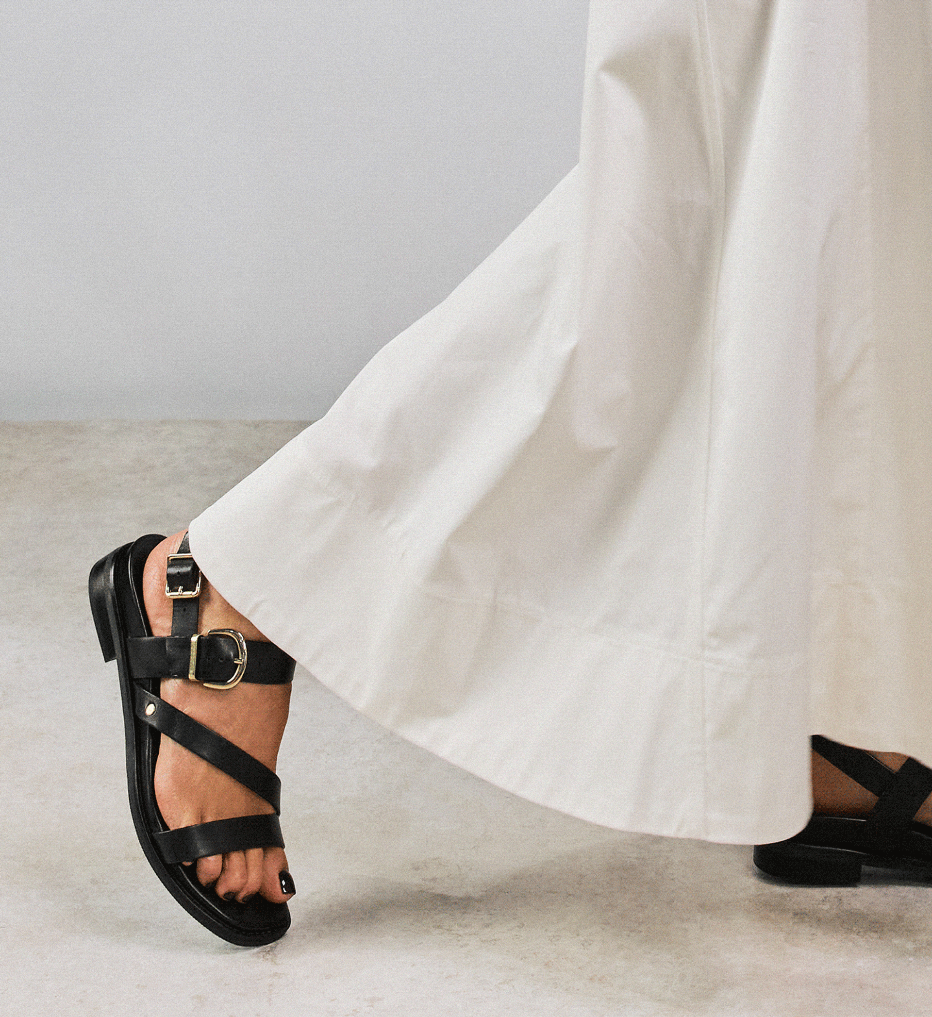 Trumpeter Sandals