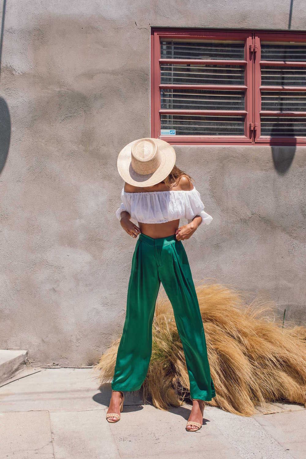 Bared_Footwear_Womens_Spoonbill_Tan_Heels_Green_Pants_LA_Summer