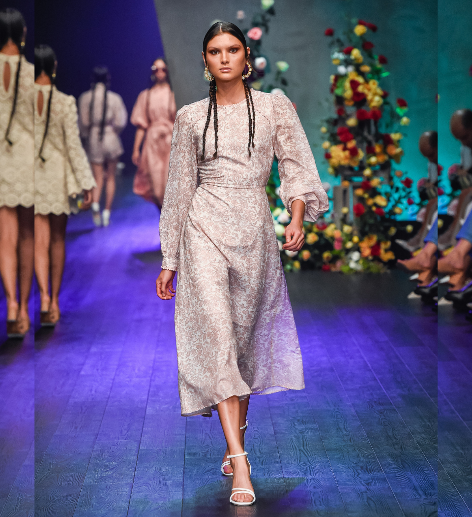 Swift White Heels Bared Footwear