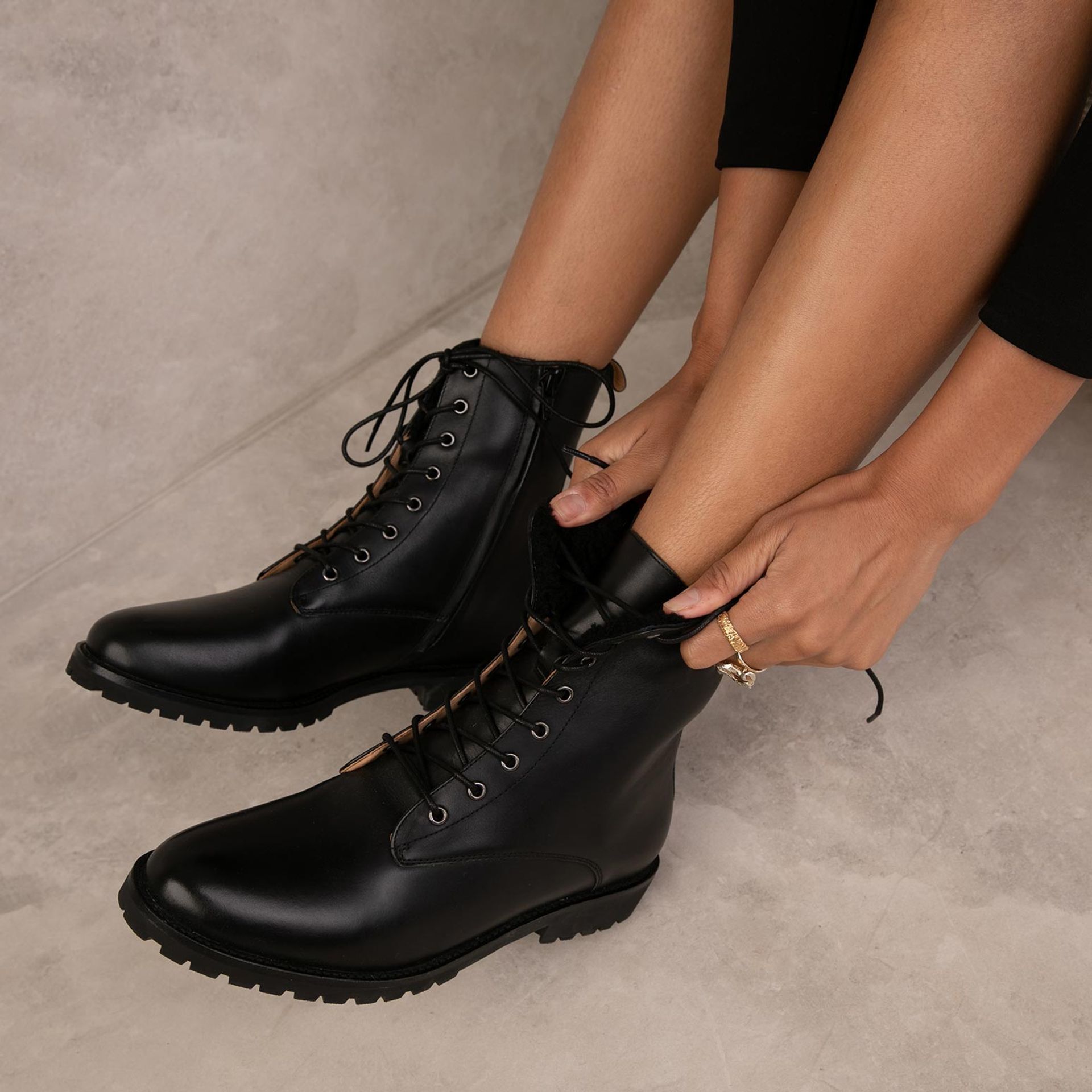 Scoter_Bared_Footwear_Boot