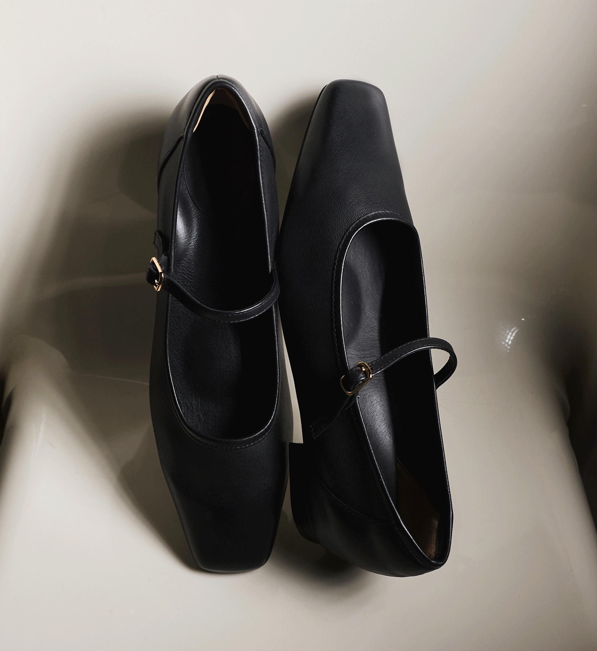 Women's Flats