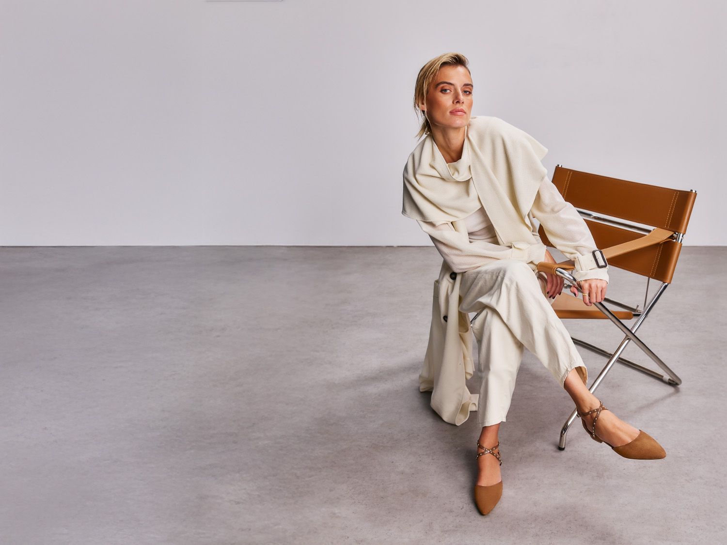 Shop Women's Flat Shoes Online & In Store | Bared Footwear