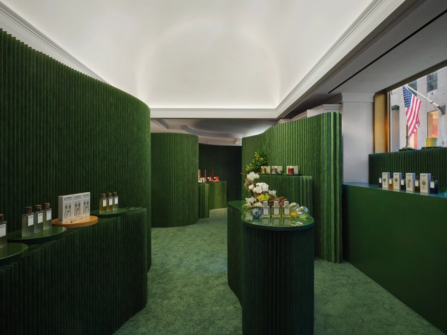 LOEWE Perfumes at Rockefeller Center