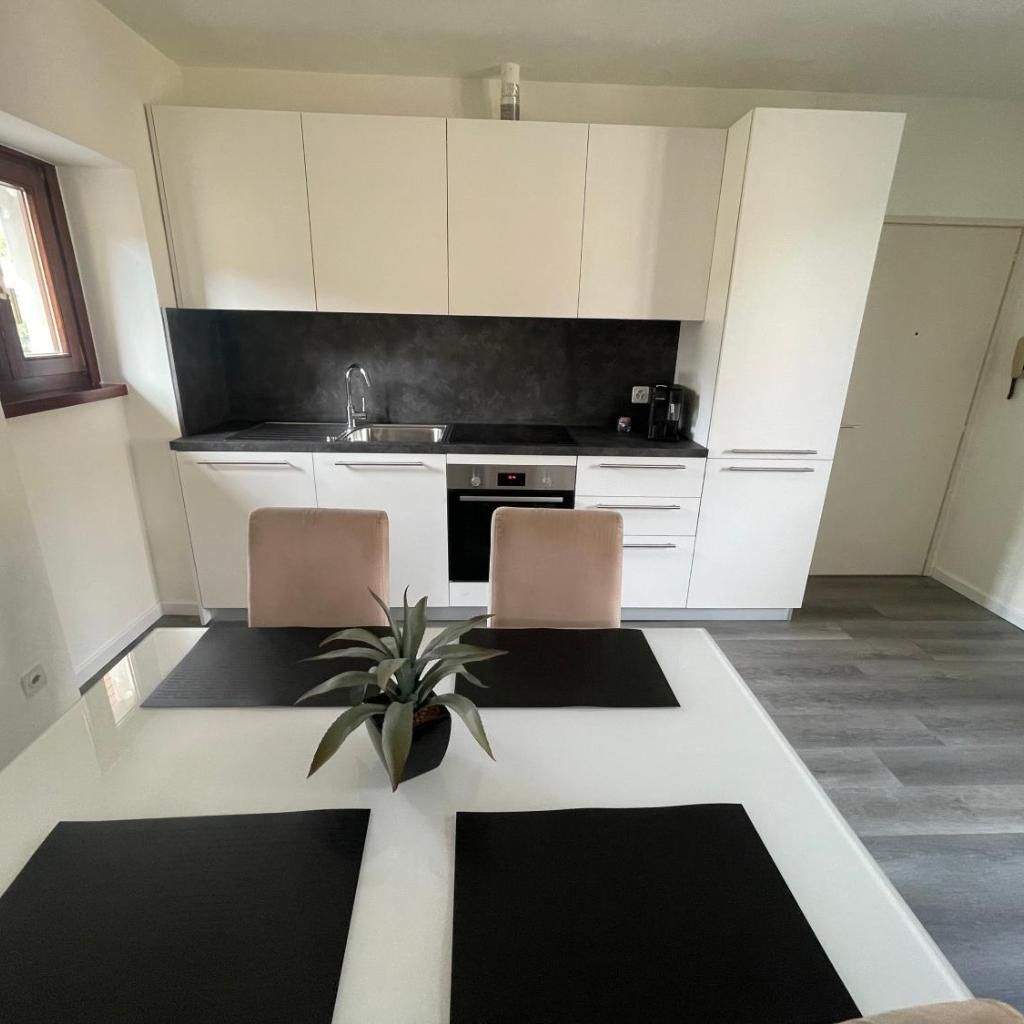 Image 0 - Vacallo Panorama Apartment - RentuGoo Travel